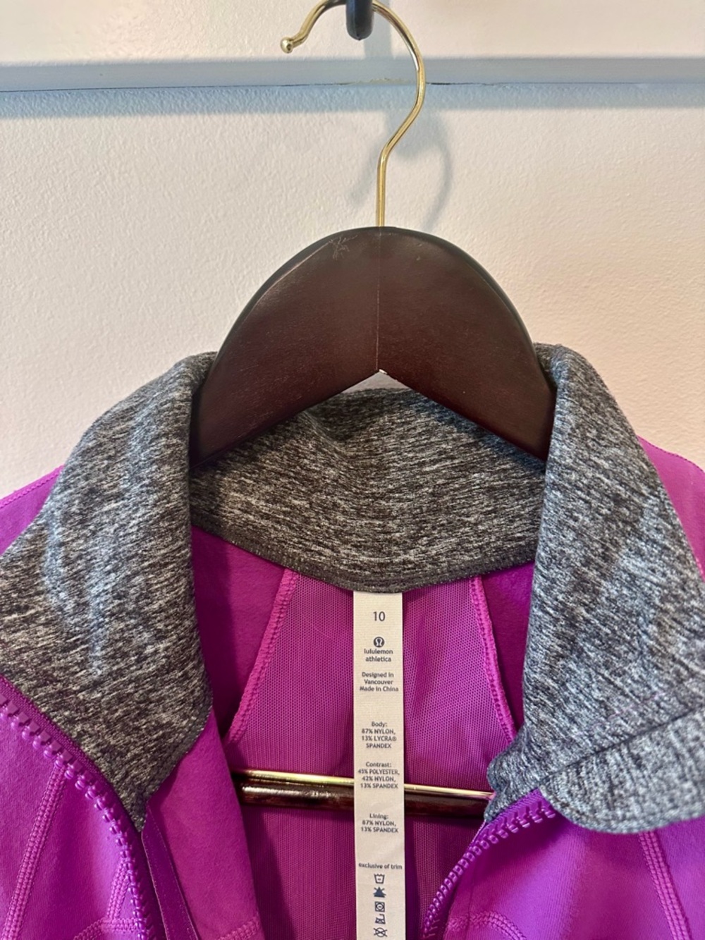 lululemon athletica Magenta Full-Zip Utility Jacket - Picture 3 of 3